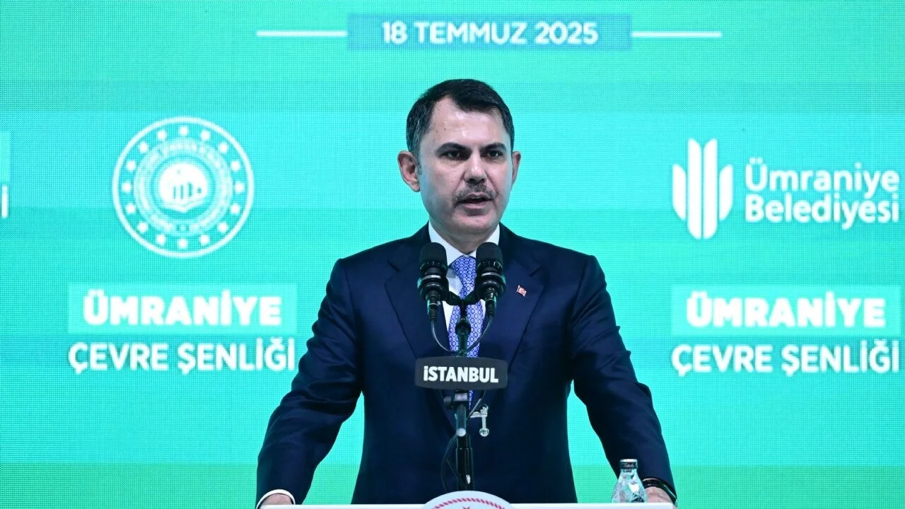 Bakan Kurum'dan deprem bölgesinde sert CHP çıkışı