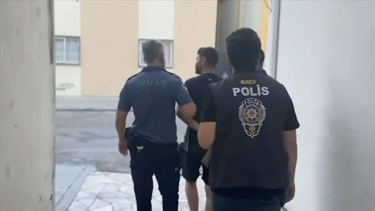 Çocuk müstehcenliği ve bahis şebekesi çökertildi