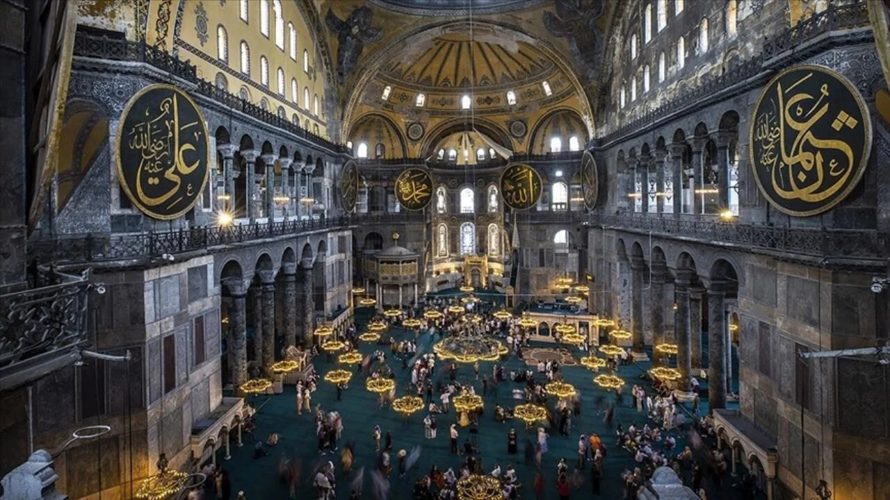 Cumhurbaşkanı Erdoğan'dan 'Ayasofya' paylaşımı