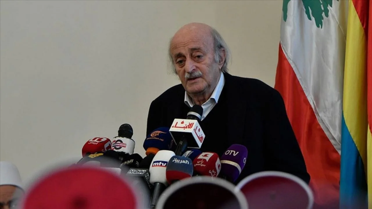 Dürzi lider Canbolat: İsrail, Suriye'de bazı Dürzileri kullanıyor