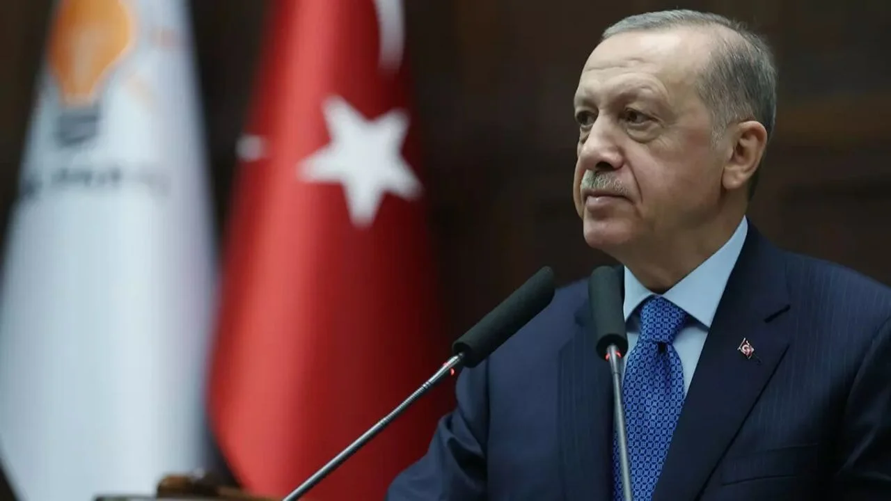 Erdoğan, Aliyev'in Suriye müjdesini Enerji Bakanına verdi