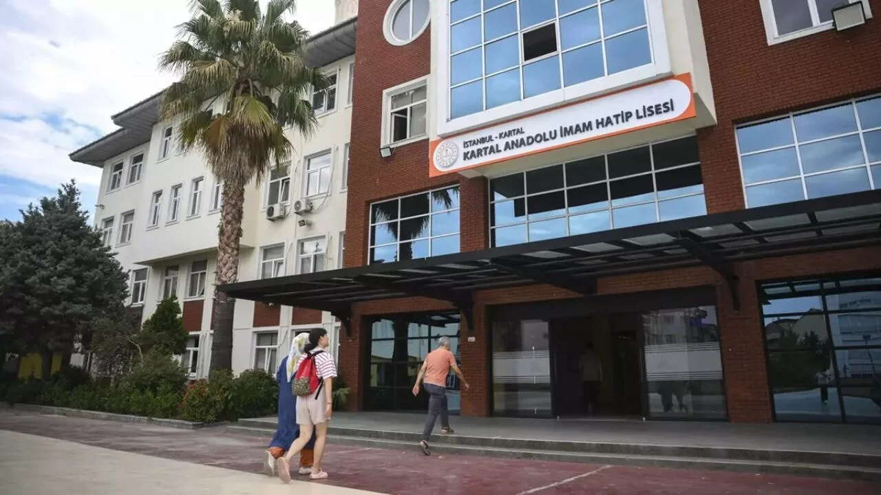 Kartal AİHL YKS 2025'te Türkiye derecelerine damga vurdu