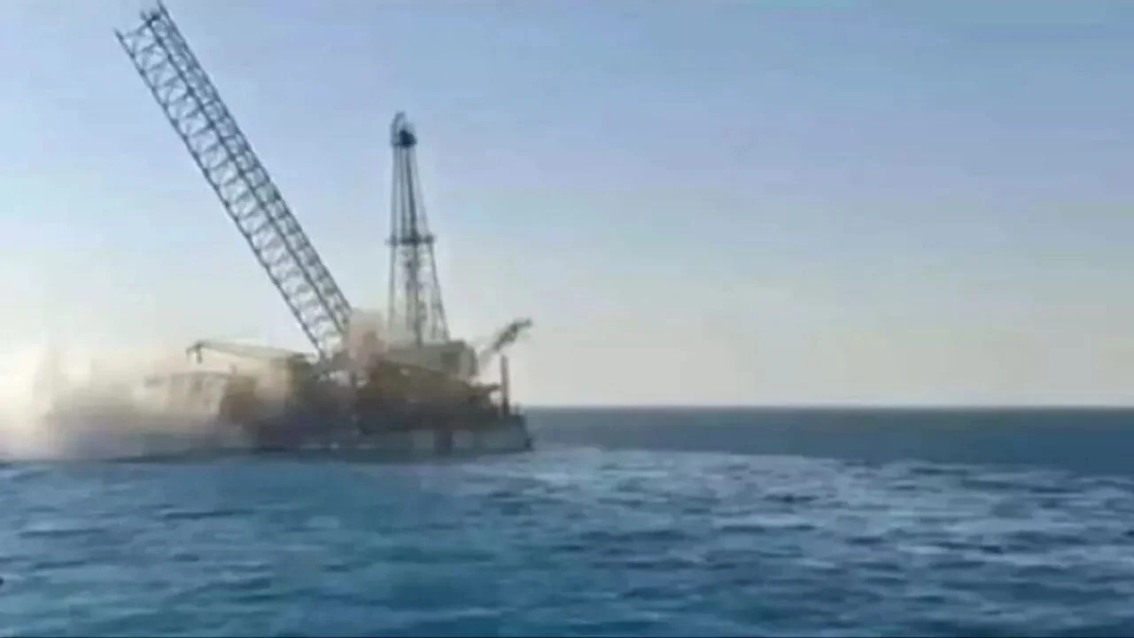 Mısır'da deniz faciası! Sondaj gemisi devrildi çok sayıda ölü ve yaralı var