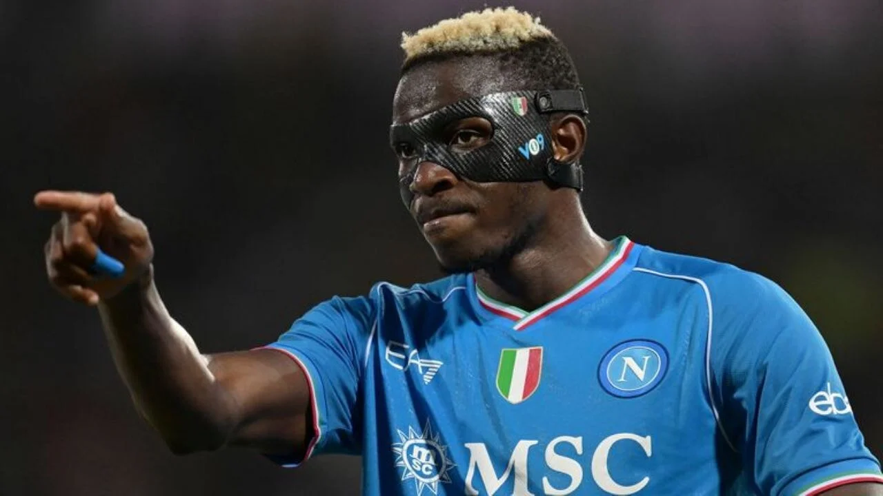 Napoli'de Osimhen kamp kadrosuna alınmadı