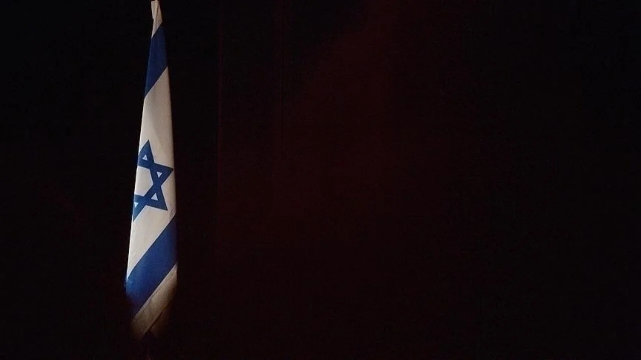 Netanyahu hükümeti tehlikede: Hükümet ortakları tek tek istifa ediyor