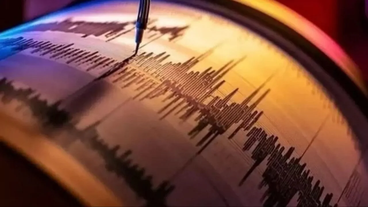 Rusya'da 10 dakika arayla iki şiddetli deprem