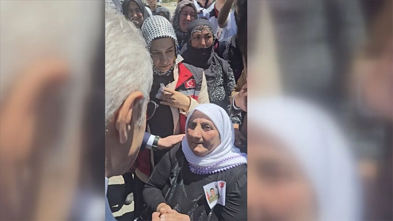 Şehidin annesinden Cumhurbaşkanı Erdoğan'a Kürtçe selam