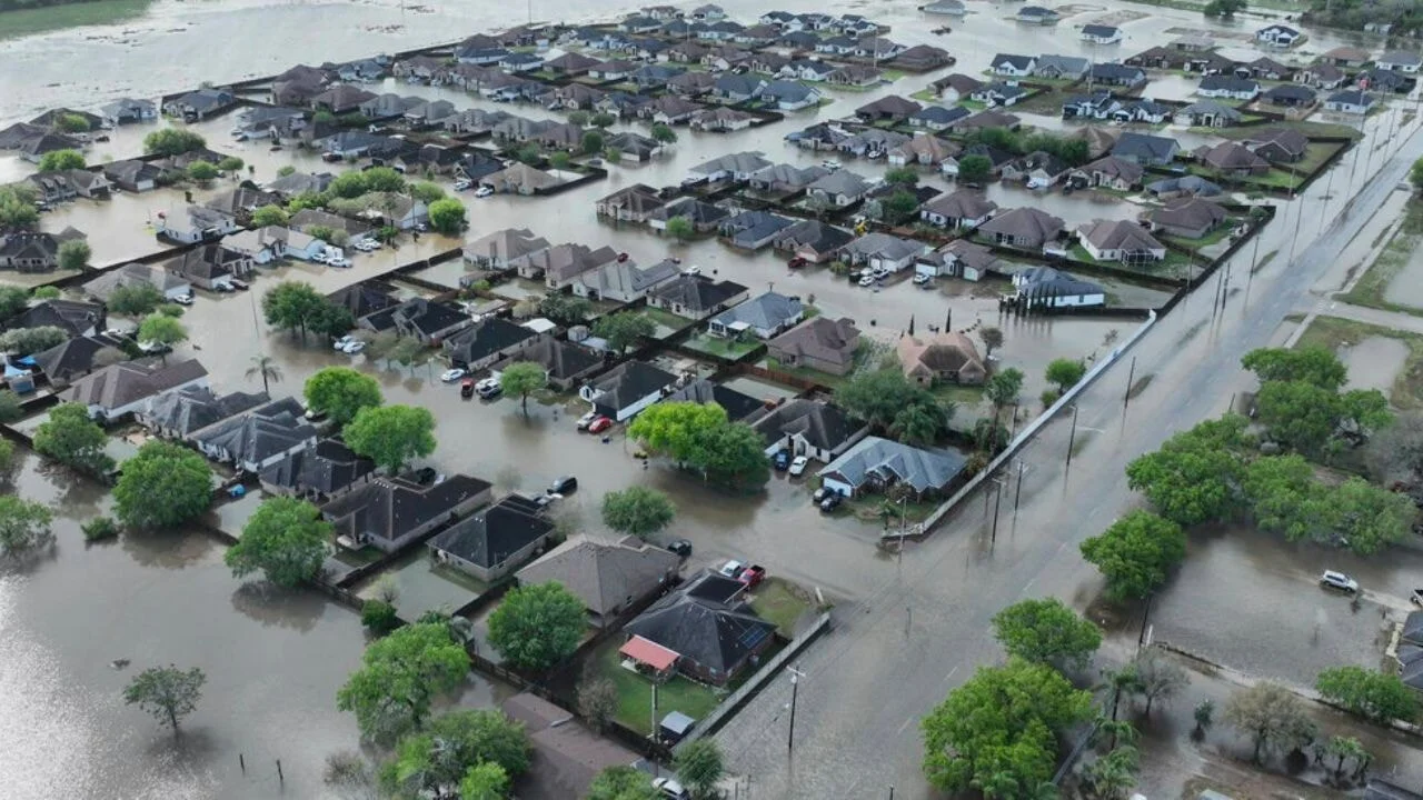 Texas'taki selde can kaybı artıyor, kayıp sayısı bilinmiyor!
