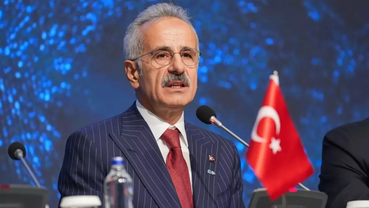 Türk havacılığı yeşil zorunluluğa geçiyor: Jet yakıtında devrim