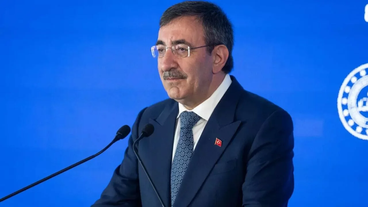 Türkiye e-Devlet'ten Dijital Devlet'e geçiyor