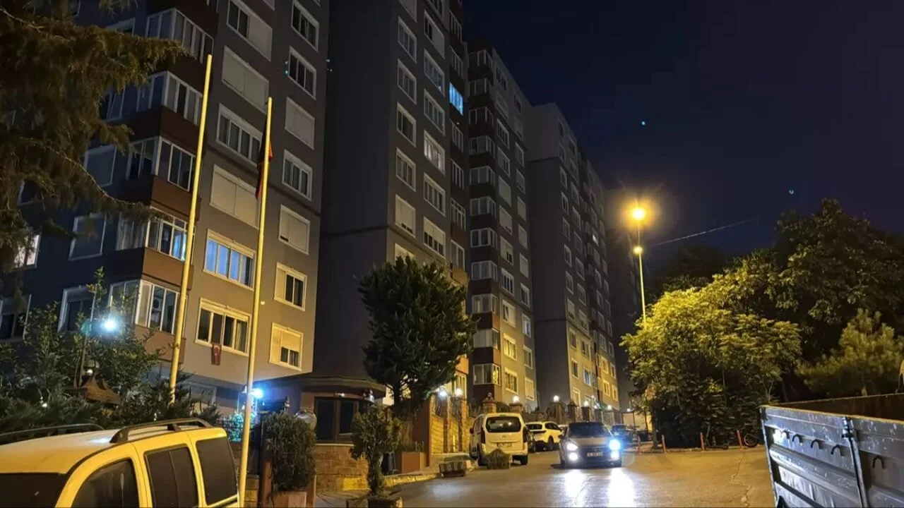 Ünlü yarış spikeri Esen Gök evinde ölü olarak bulundu