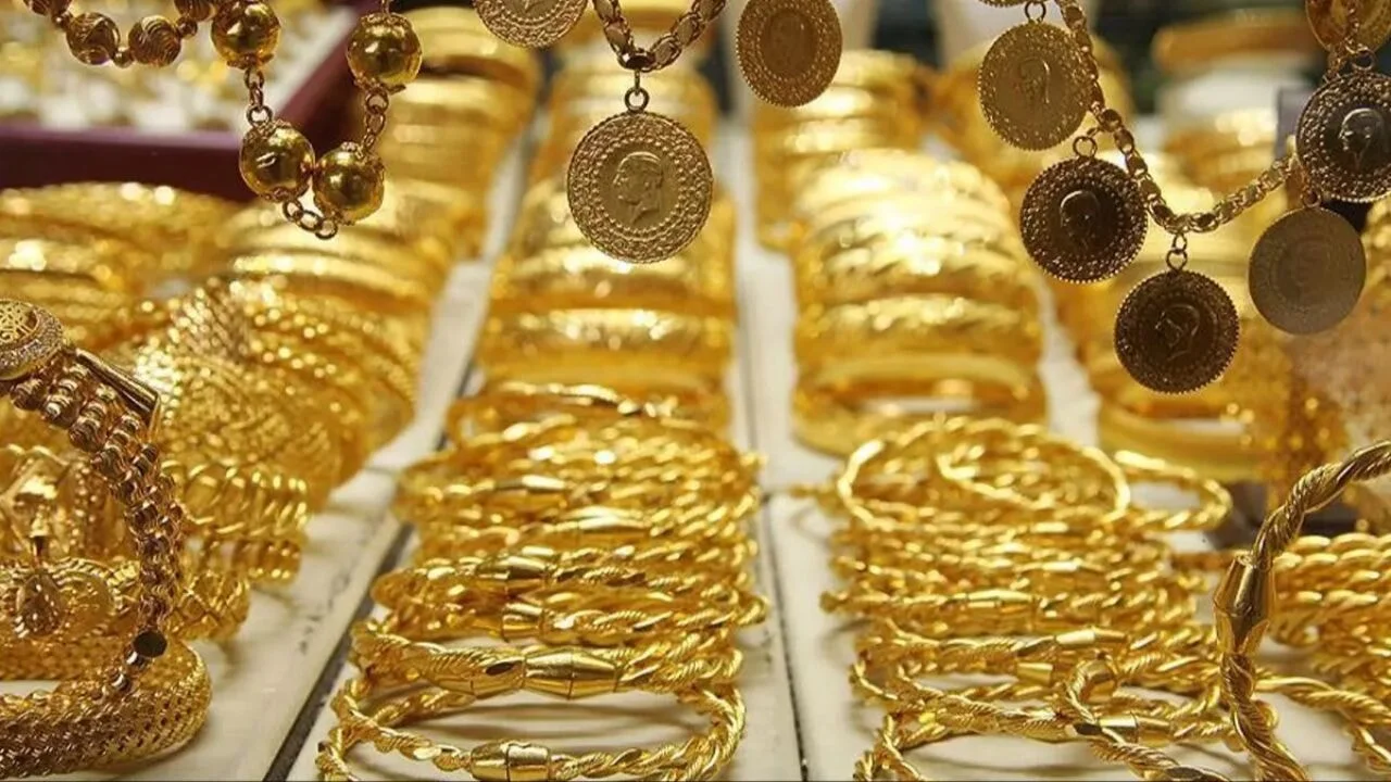 Yastık altındaki altının değeri 500 milyar doları aştı