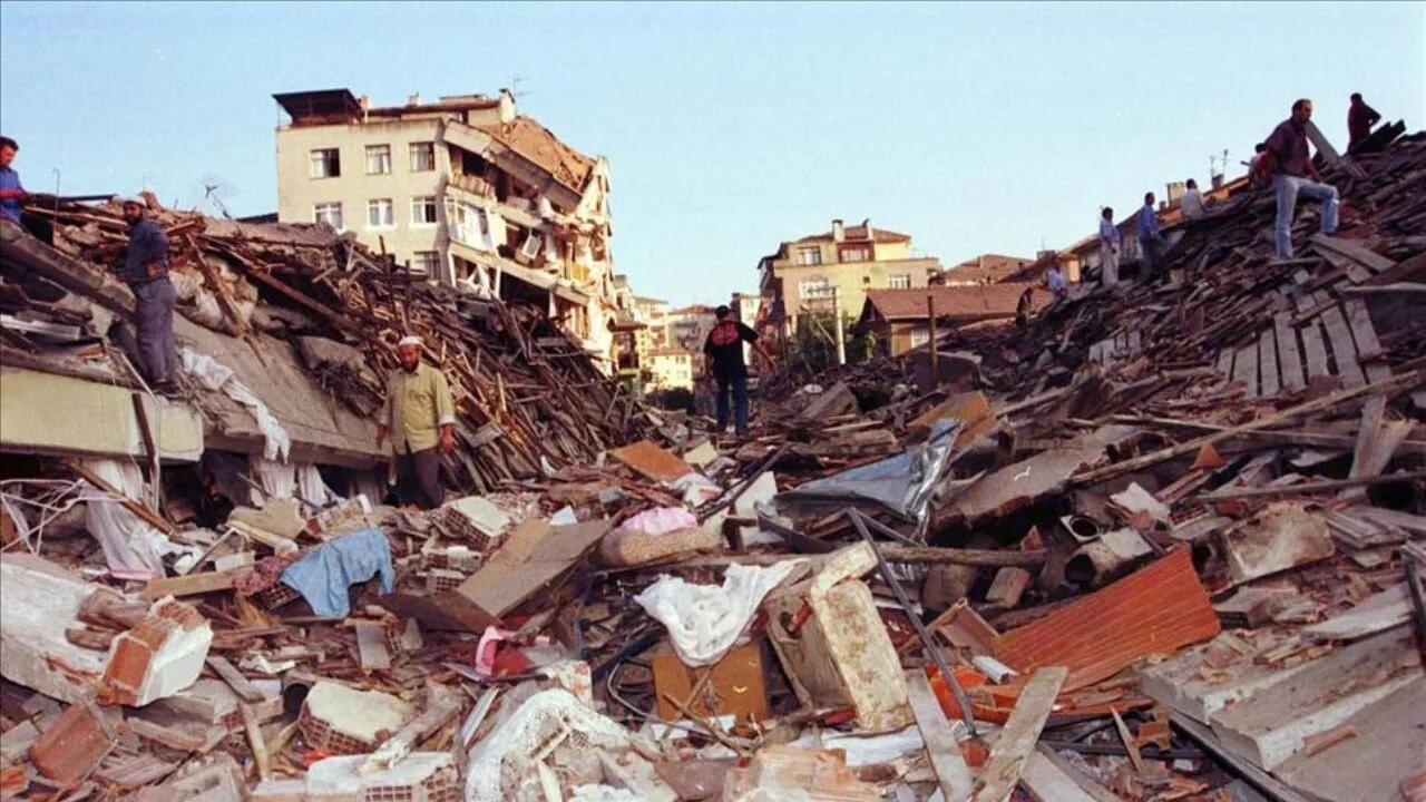 17 Ağustos depreminin bilinmeyenleri... Özel Kalem Müdürü anlattı
