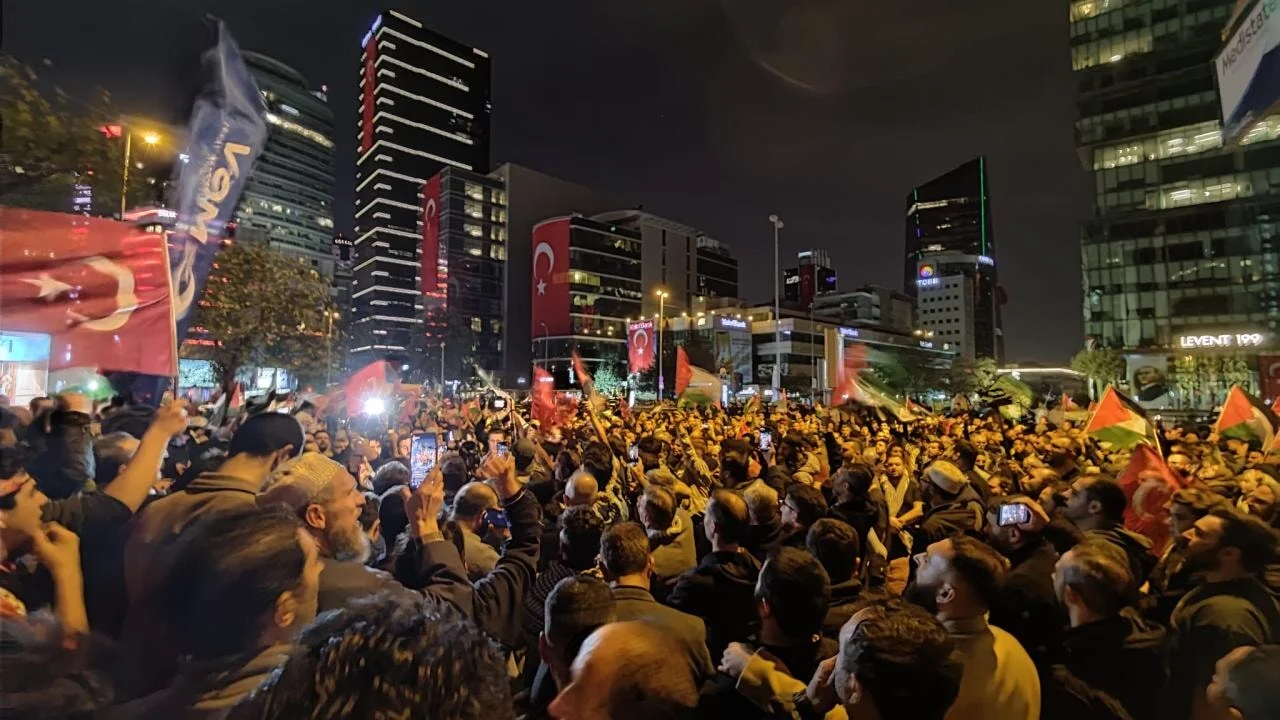 İsrail'in Gazze'ye saldırıları Türkiye'de protesto edildi