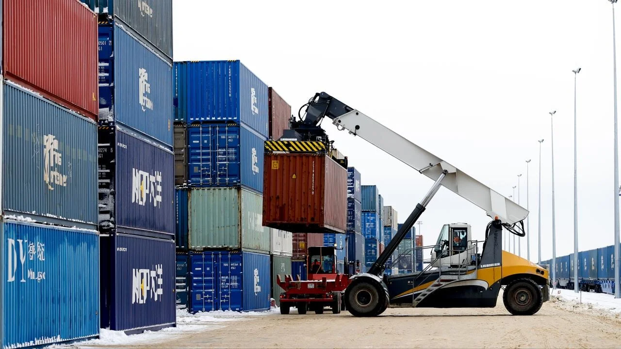 Türkiye'nin komşularına ihracatı 15,6 milyar dolara yaklaştı