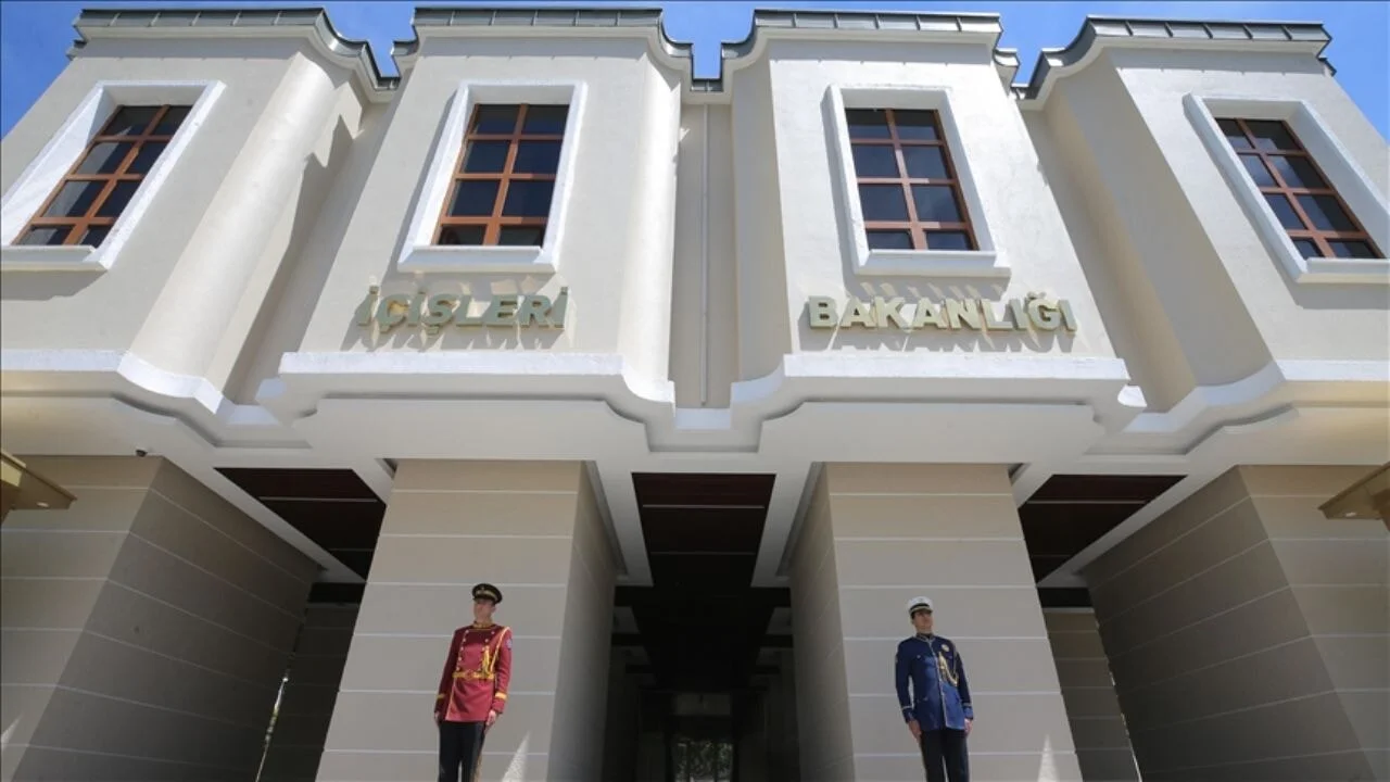 Adıyaman Belediye Başkanı Tutdere görevine iade edildi