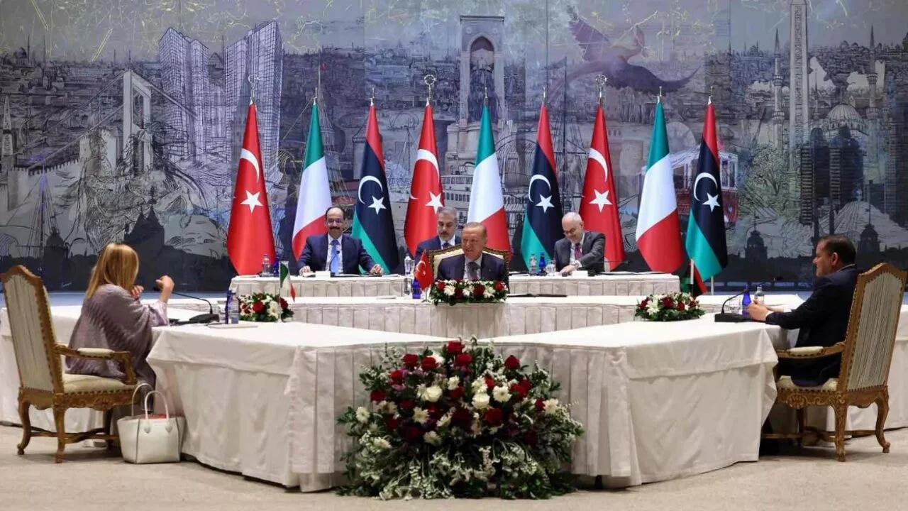 Türkiye, İtalya ve Libya İşbirliği Zirvesi İstanbul'da gerçekleştirildi