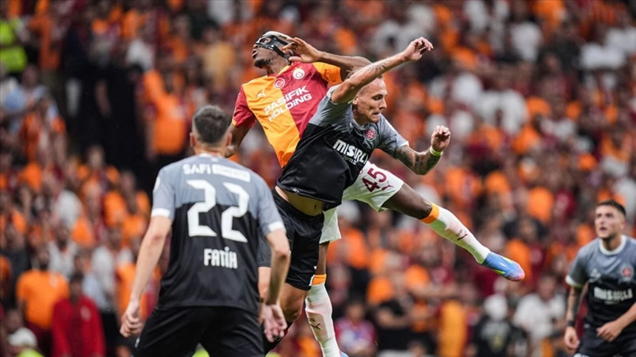 Galatasaray, Fatih Karagümrük'ü 3-0 mağlup etti
