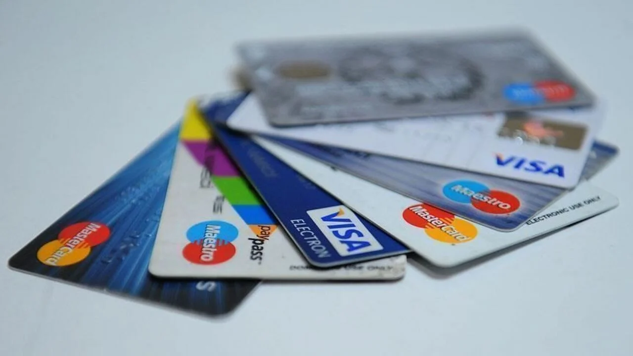 Bankalar maaş tahmini yapıyor, gelirler yüksek gösteriliyor: Ceza kesilecek!