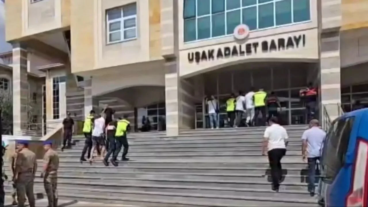 16 ildeki 'yasa dışı bahis ve nitelikli dolandırıcılık' operasyonlarında yakalanan 29 zanlı tutuklandı