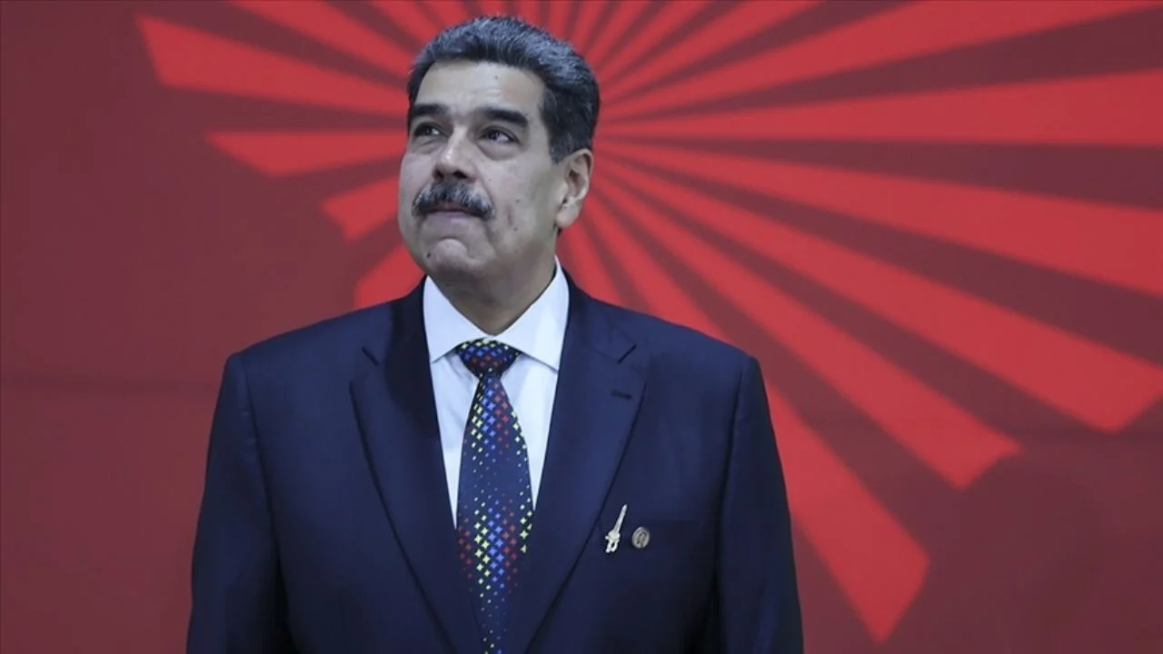 Maduro'dan ABD'nin ödül kararına karşı 4,5 milyonluk milis seferberliği