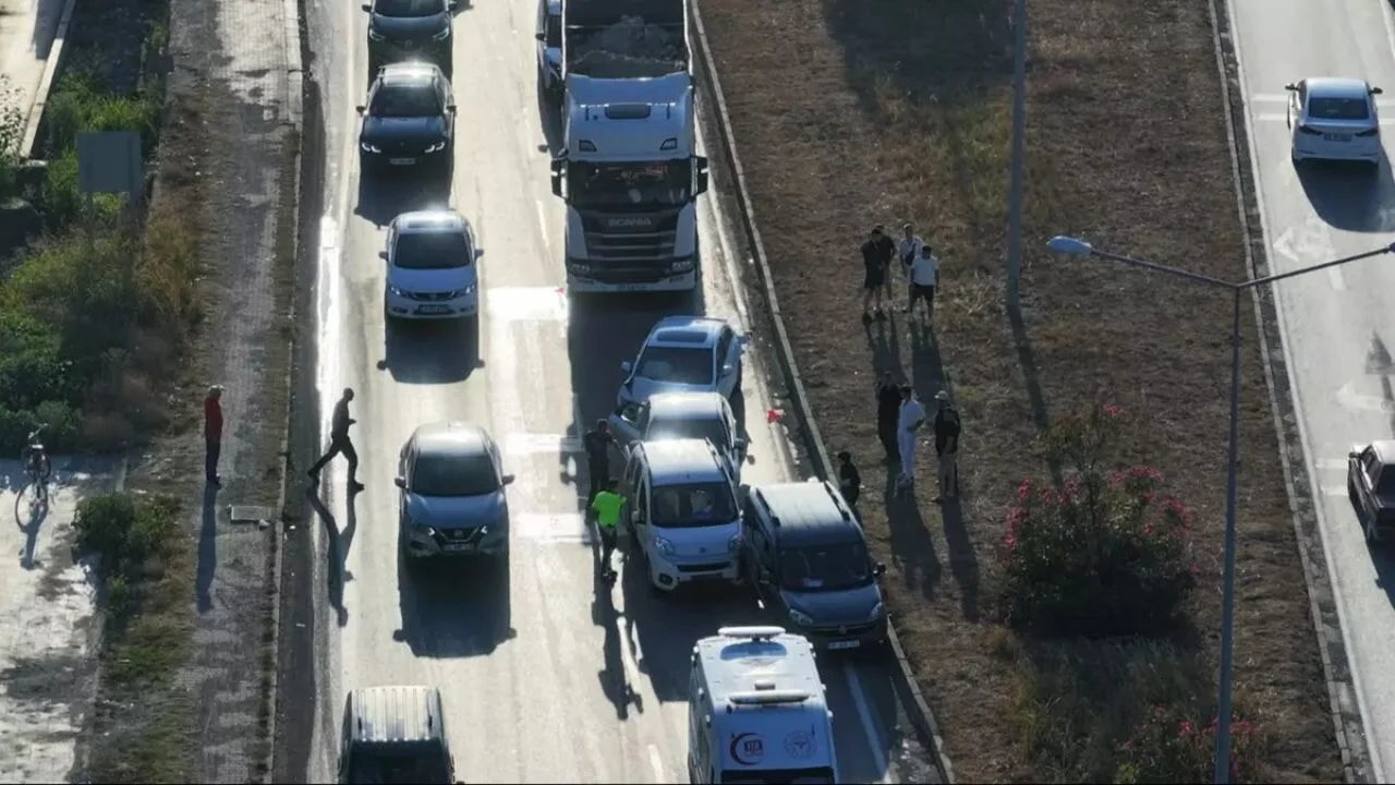 Samsun'da zincirleme kaza: 5 araç birbirine girdi