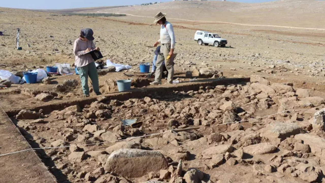 Şanlıurfa Mendik Tepe kazılarında Göbeklitepe'den önce inşa edilmiş yapılar bulundu