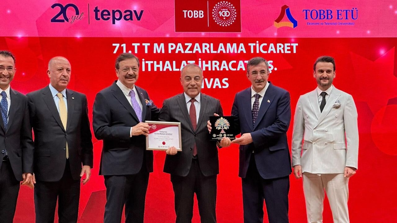 Ezel Kozmetik, Türkiye'nin en hızlı büyüyen 100 şirketinden biri!
