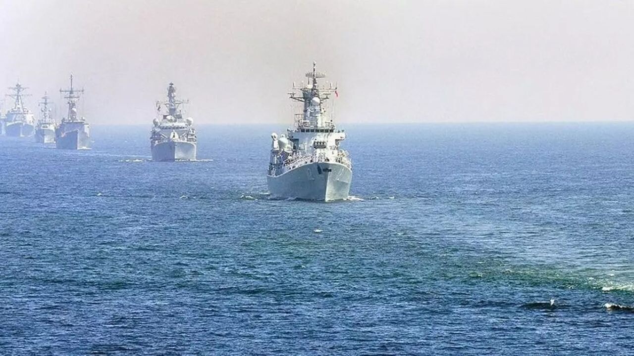 Güney Kore ordusu, sınır ihlali yapan Kuzey Kore gemisine ateş açtı