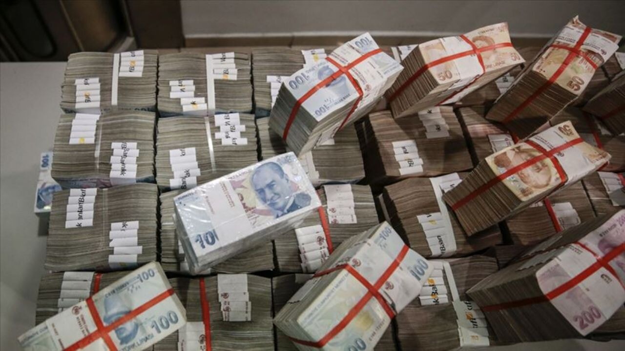 Günlük hesap hareketliliği 24 milyon lira olan şebekeye operasyon