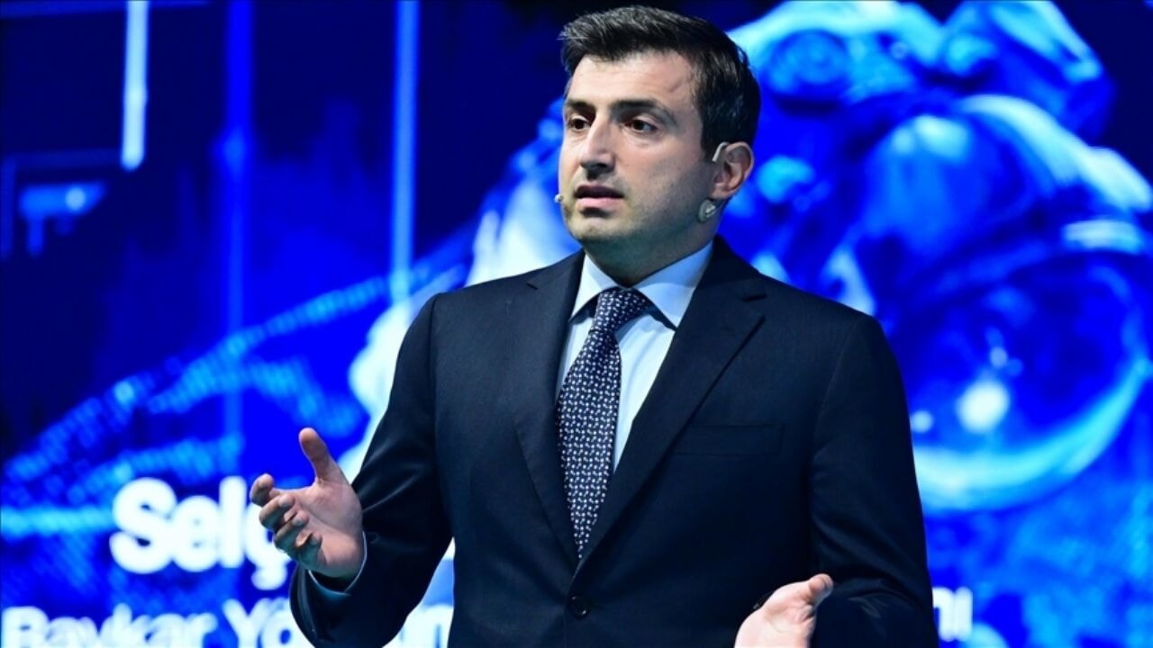 Selçuk Bayraktar'dan NSosyal'de yeni özellik paylaşımı