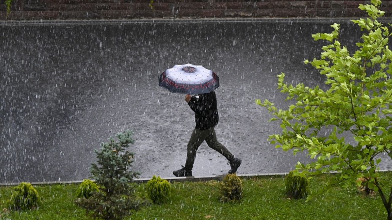 52 il için 'sarı', 4 il için de 'turuncu' kodlu meteorolojik uyarı