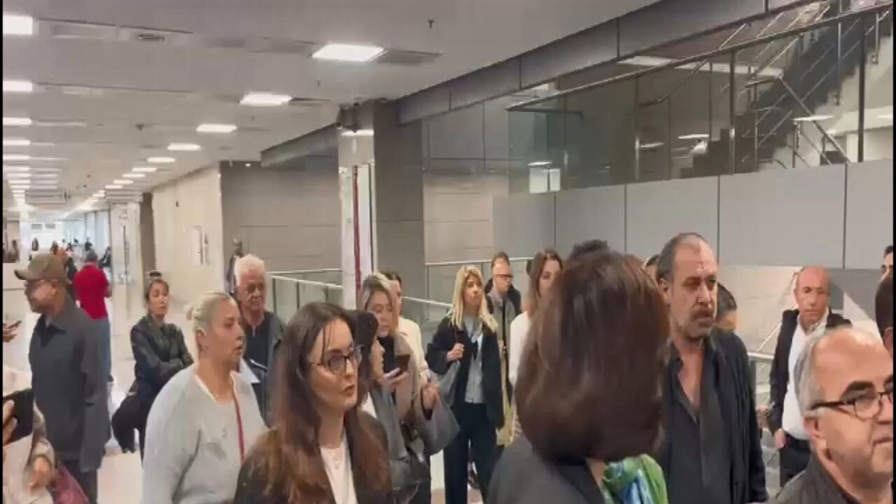 Ayşe Barım hakkında yurtdışı çıkış yasağı