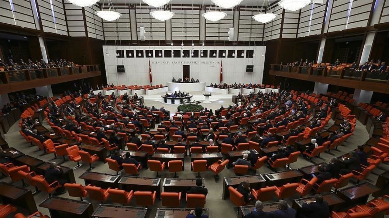 DEM Partili Koçyiğit: Tezkerelere 'hayır' oyu vereceğiz