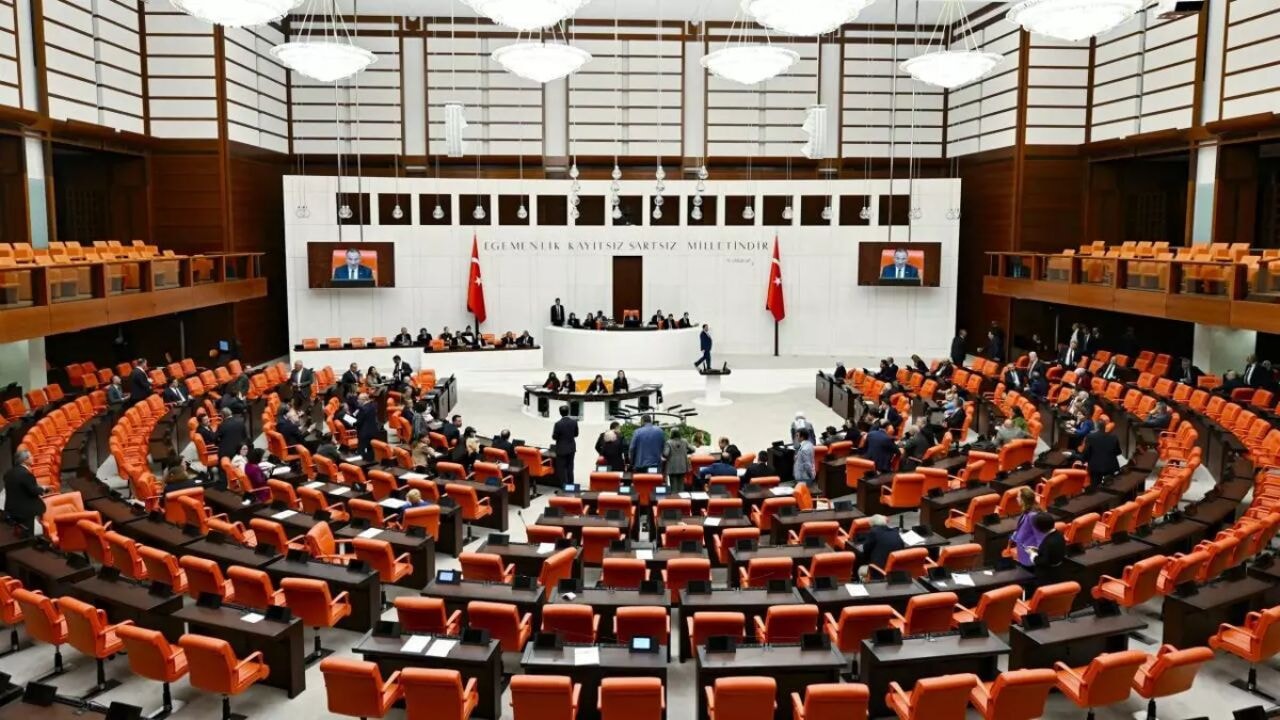 TBMM gündeminde trafik cezaları ve ekonomi ön planda