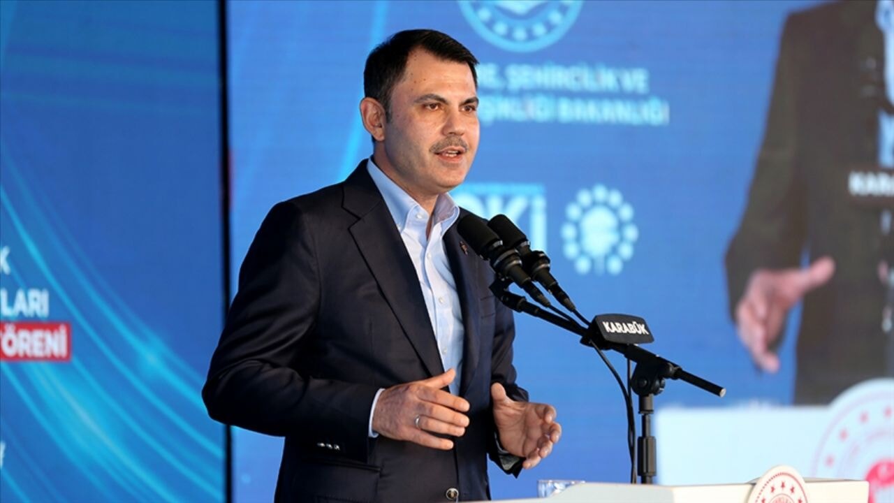 Bakan Kurum: Gelecek hafta 350 bininci deprem konutunu teslim edeceğiz, yıl sonunda evine girmeyen depremzede kalmayacak