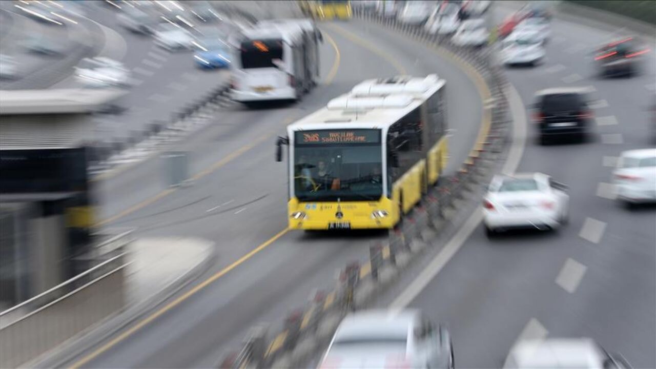 İstanbul'da metrobüs güzergahı kararı