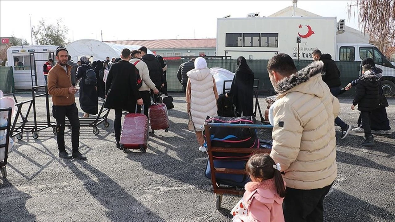 Kaç Suriyeli ülkesine döndü? Yerlikaya'dan açıklama