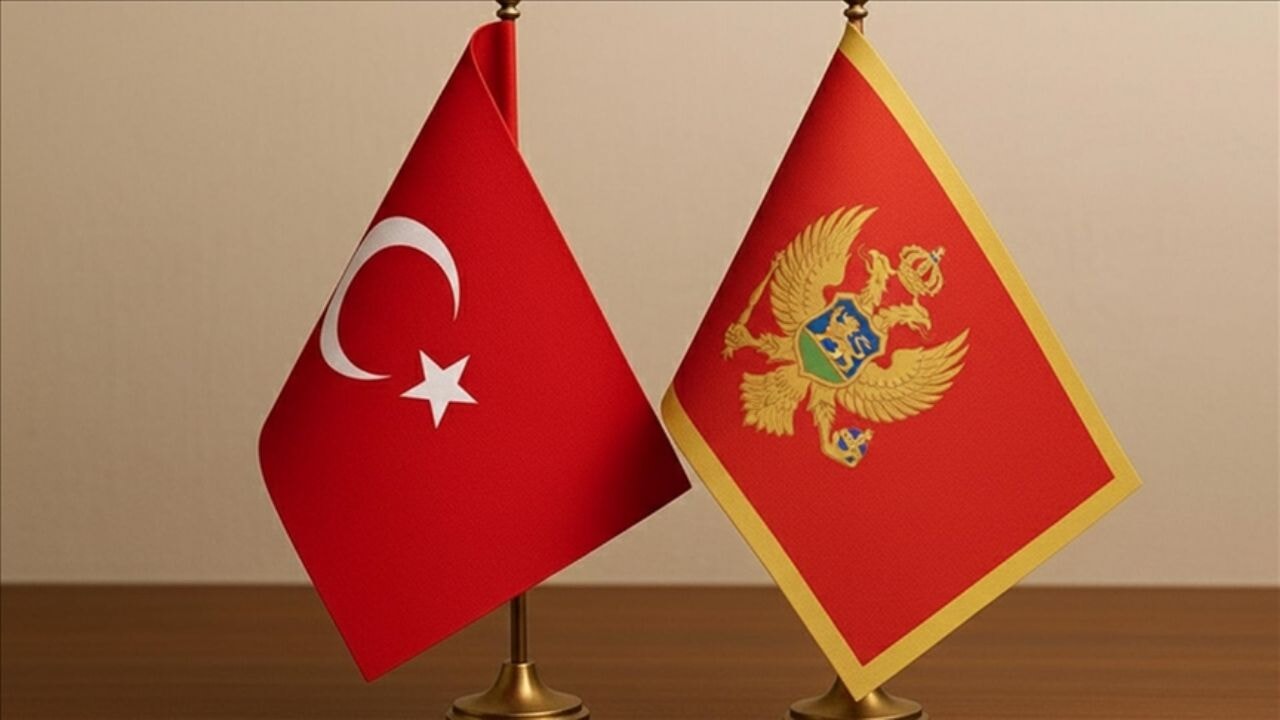 Karadağ'dan 'Türkiye'ye vizesiz seyahat' açıklaması