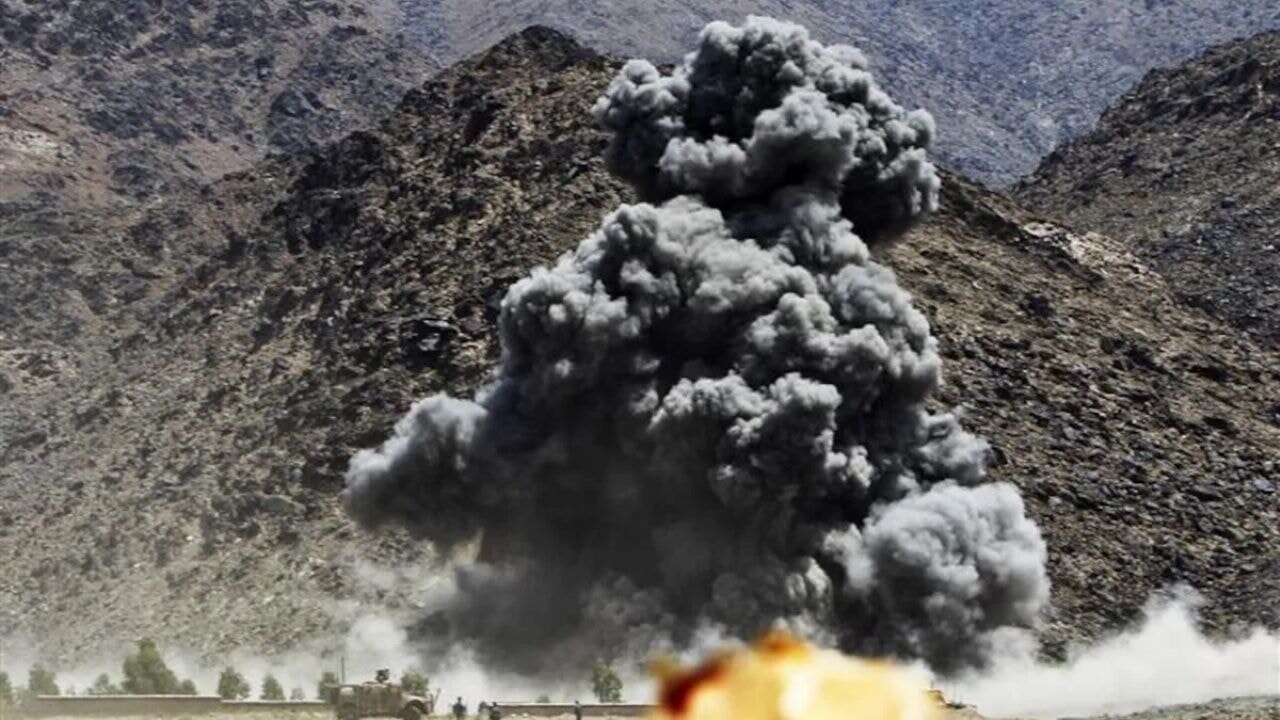 Pakistan'dan Afganistan'a hava saldırısı: 10 ölü, 4 yaralı