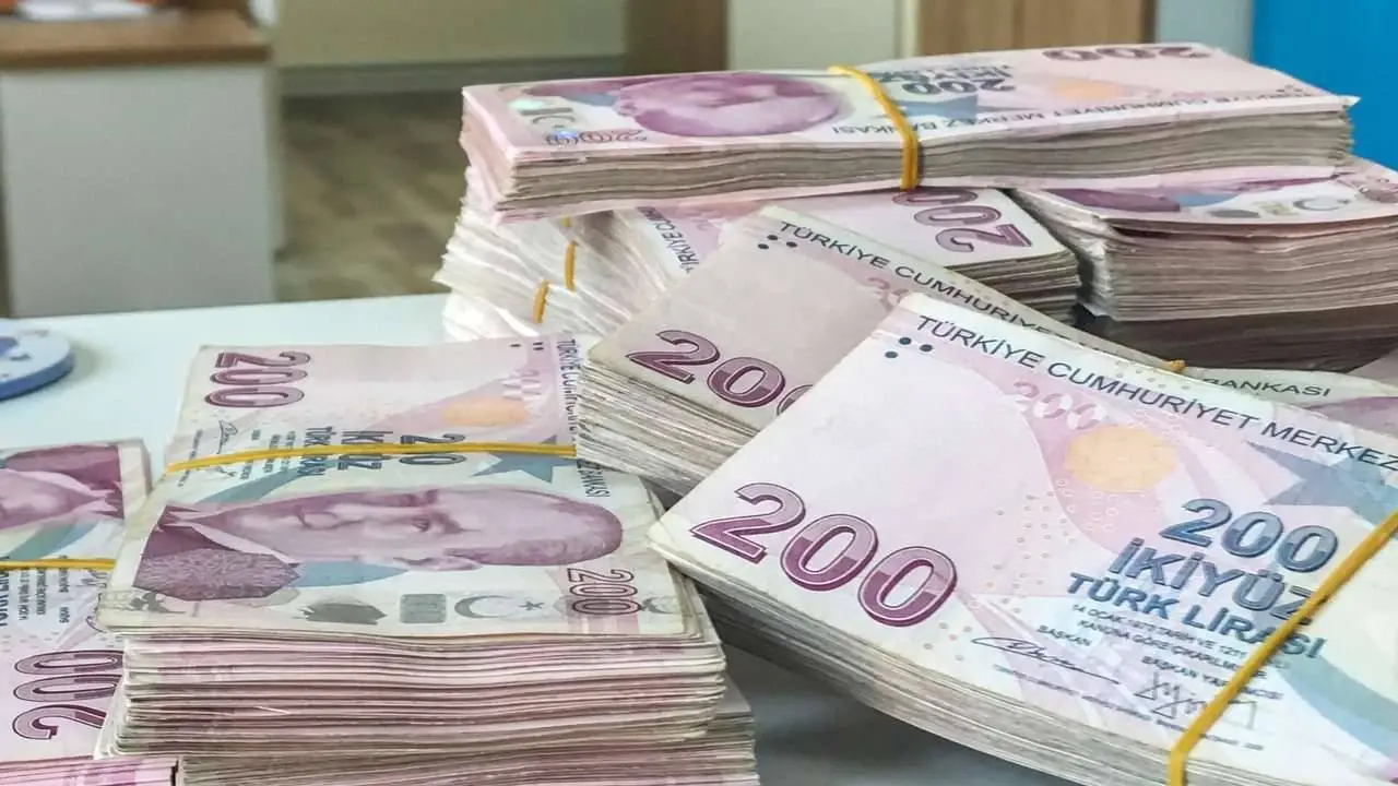 Ticaret Bakanı Bolat'tan Esnaf kredileri açıklaması
