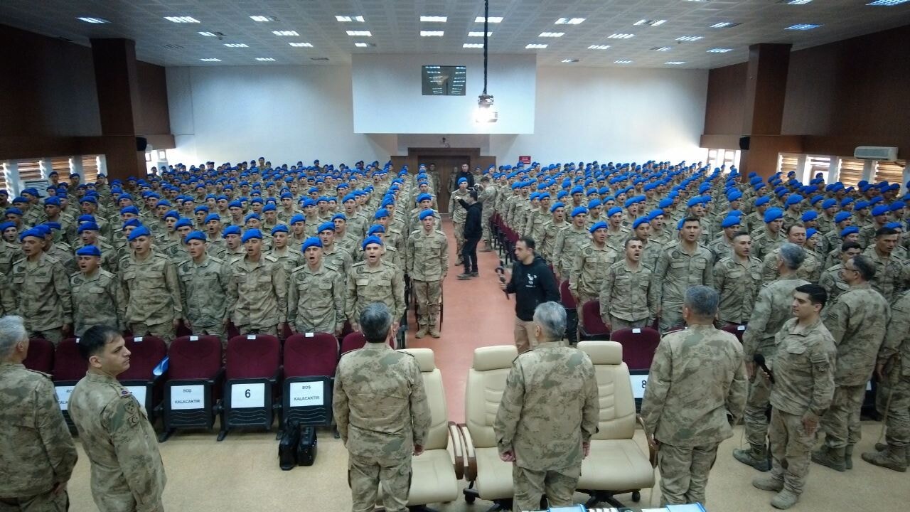 571 genç komando göreve hazır