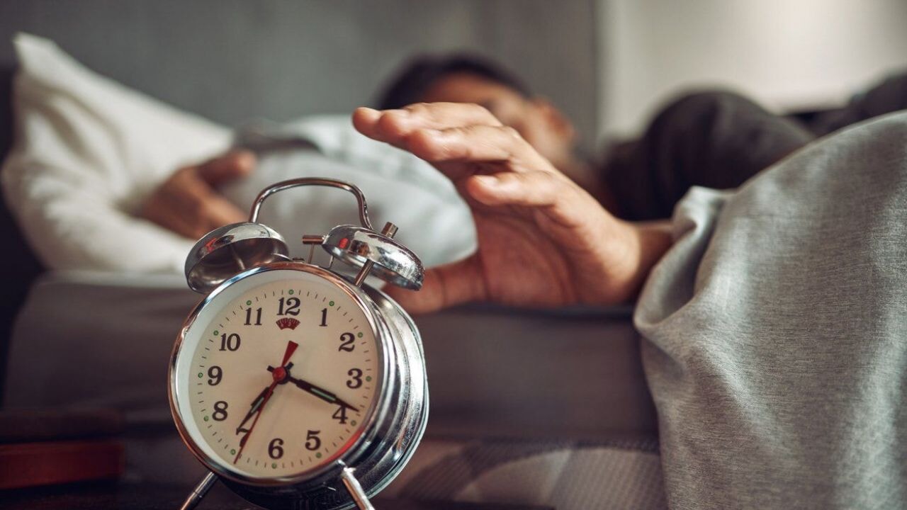 Alarm çalmadan önce uyanıyor musunuz? Anlık uyanışın sebebi ne?