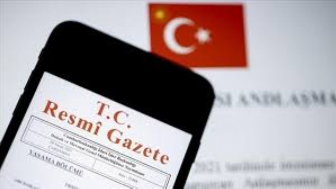 Bakanlıklarda üst düzey değişiklik Resmi Gazete'de