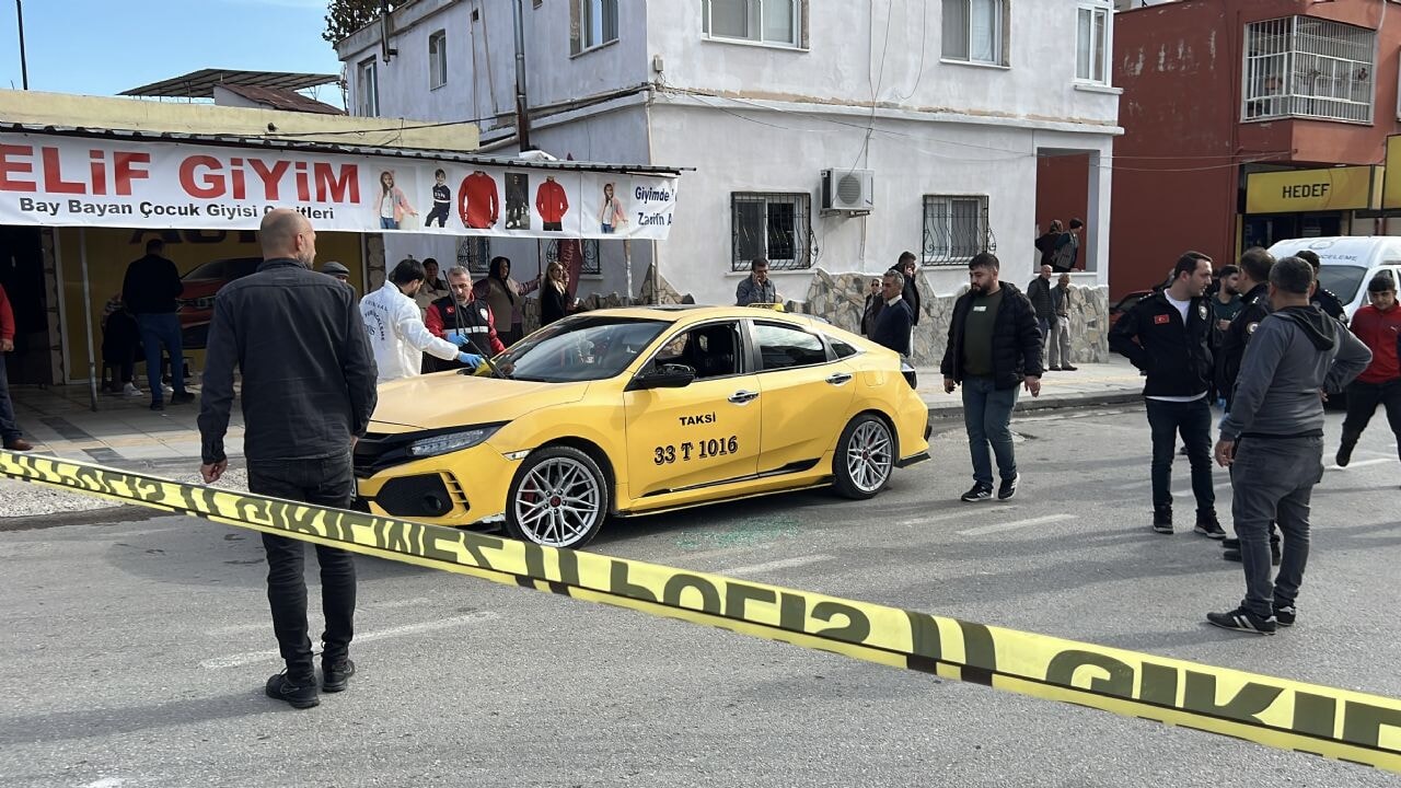 Mersin'de 25 yaşındaki genç katliam yaptı