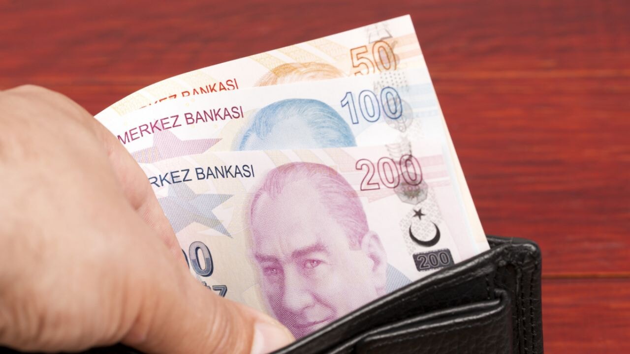 En düşük emekli aylığı farkının ödeneceği tarih belli oldu