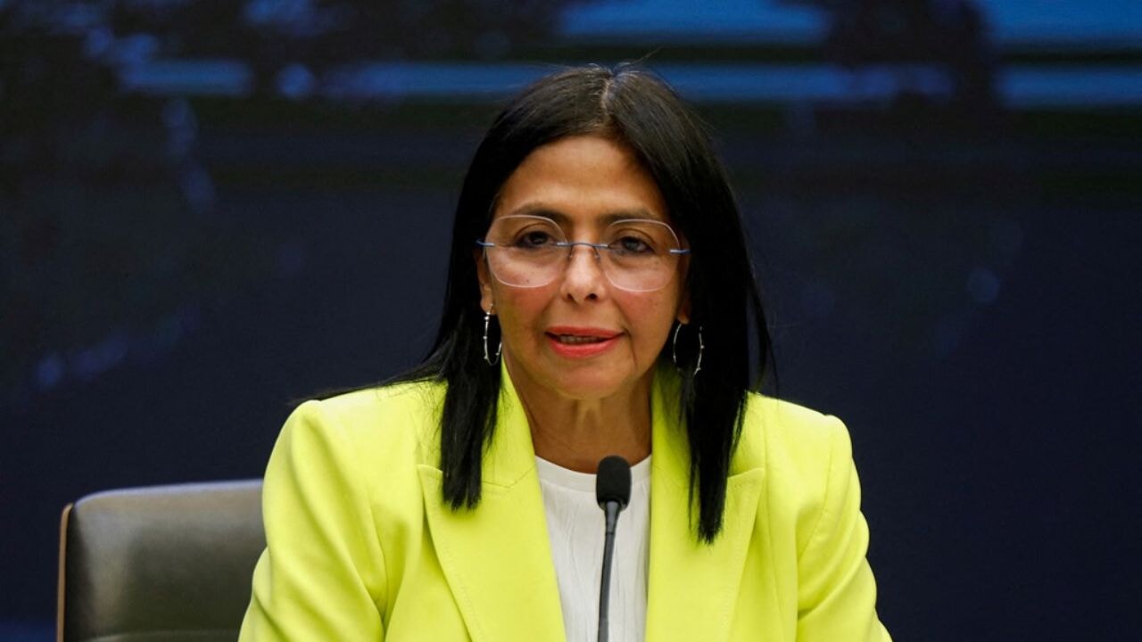 Maduro'nun yardımcısı Rodriguez'den ABD'ye mesaj