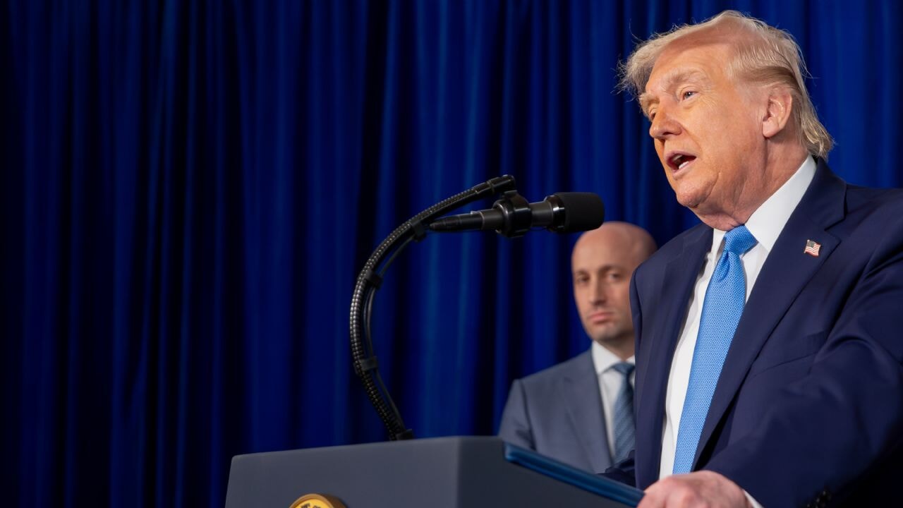 Trump: 'Ara seçimleri kazanamazsak, görevden alınacağım'