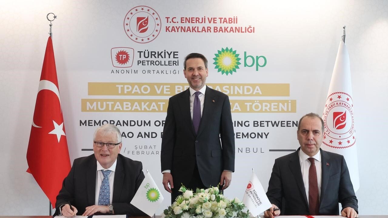 Bakan Alparslan Bayraktar, 'Öncelikli projemiz Irak'ta iş birliği'
