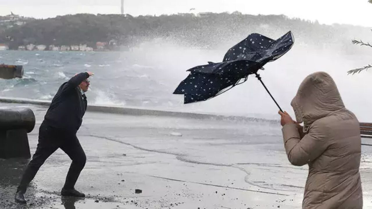 İstanbul Valiliği'nden fırtına uyarısı